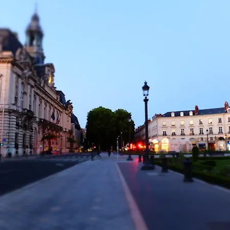 Otel Moderne Tours