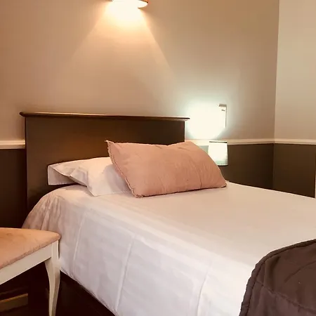 Moderne Otel 2*