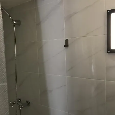 Otel Moderne
